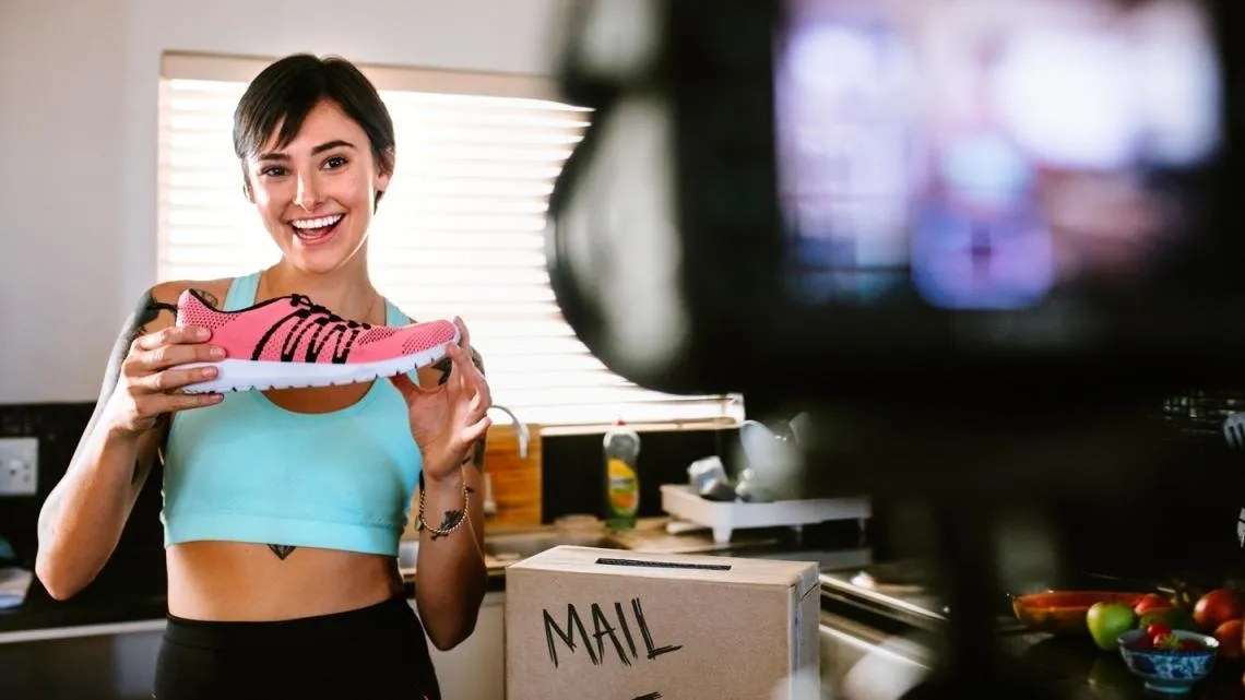 Humo y quejas por malas prácticas: ¿el negativo balance del marketing con influencers?