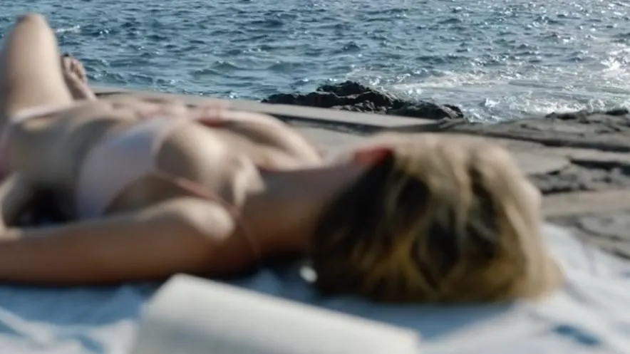 Anuncios para recuperar el verano: los destinos españoles captan de nuevo a los viajeros olvidando por completo el covid 