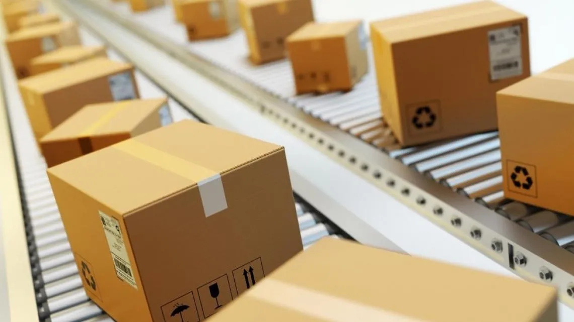 La próxima víctima de la crisis mundial de stocks va a ser el cartón y eso supone grandes problemas para el packaging y el ecommerce