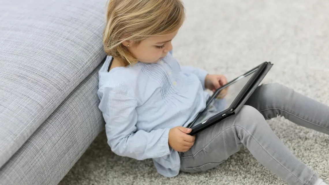 Los niños y los jóvenes adultos son mucho más vulnerables ante el marketing de contenidos