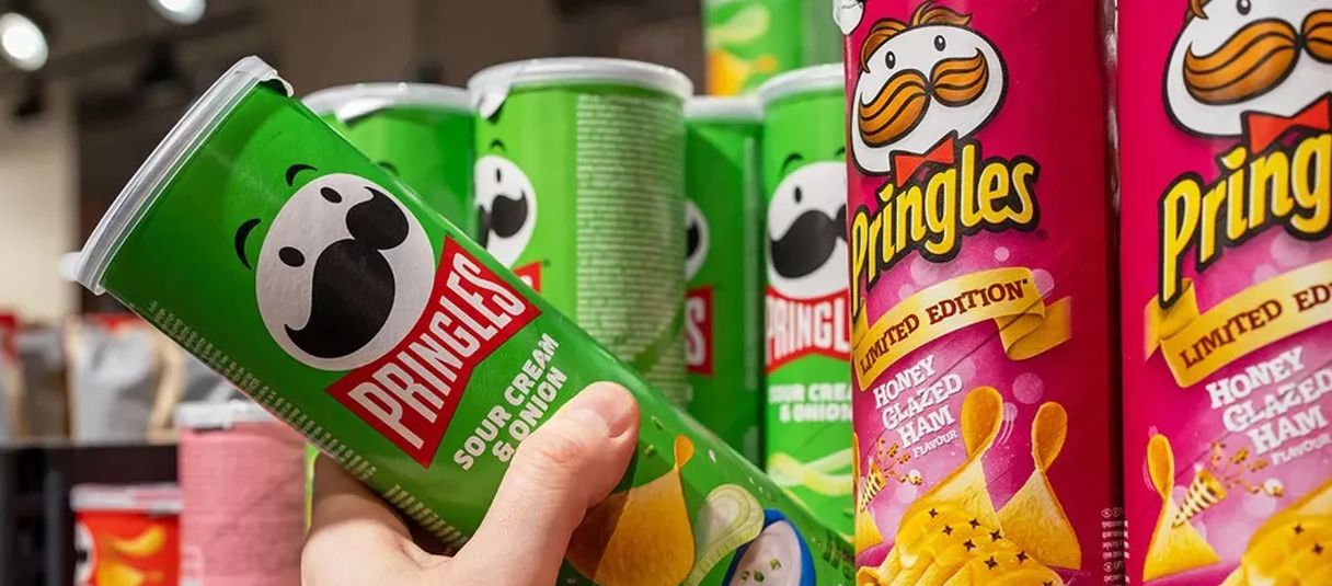 Cómo un tubo cilíndrico transformó la idea de un producto como Pringles en una marca de éxito en el mercado global