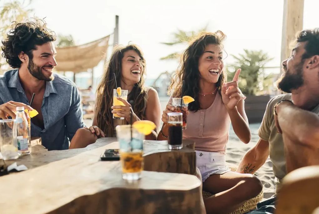 El origen de los Chiringuitos de Playa: una magistral estrategia de Marketing y experiencia de cliente