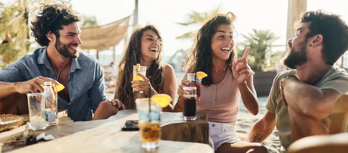 El origen de los Chiringuitos de Playa: una magistral estrategia de Marketing y experiencia de cliente