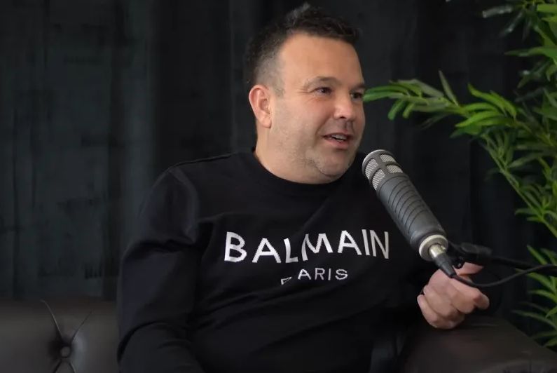 José Elías y su impacto en La Sirena: Un análisis de su estrategia en YouTube y el storytelling de marca como protagonista