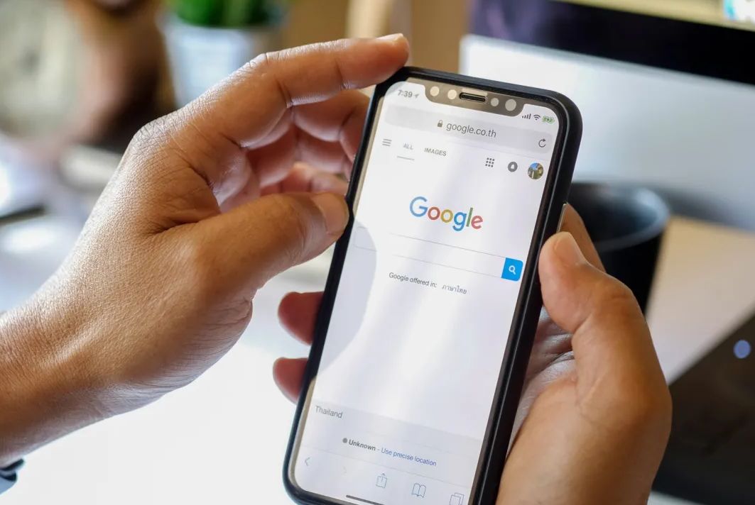 Las búsquedas dominan el marketing y la publicidad digital con tasas de clics que superan a redes sociales y medios minoristas