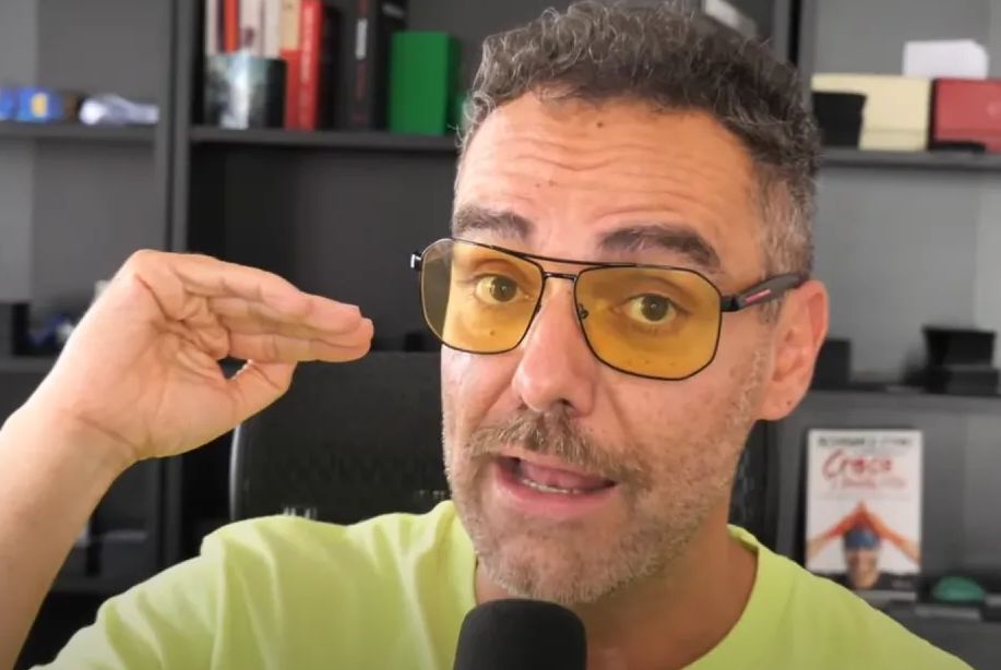 Romuald Fons analiza cómo Google está intensificando su lucha contra los contenidos generados por IA y su impacto en el SEO