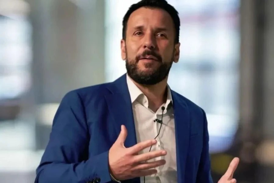 Gerardo Raído: "Entramos en una fase de 'hype' con la IA", enfocada en lograr "más efectividad" con datos