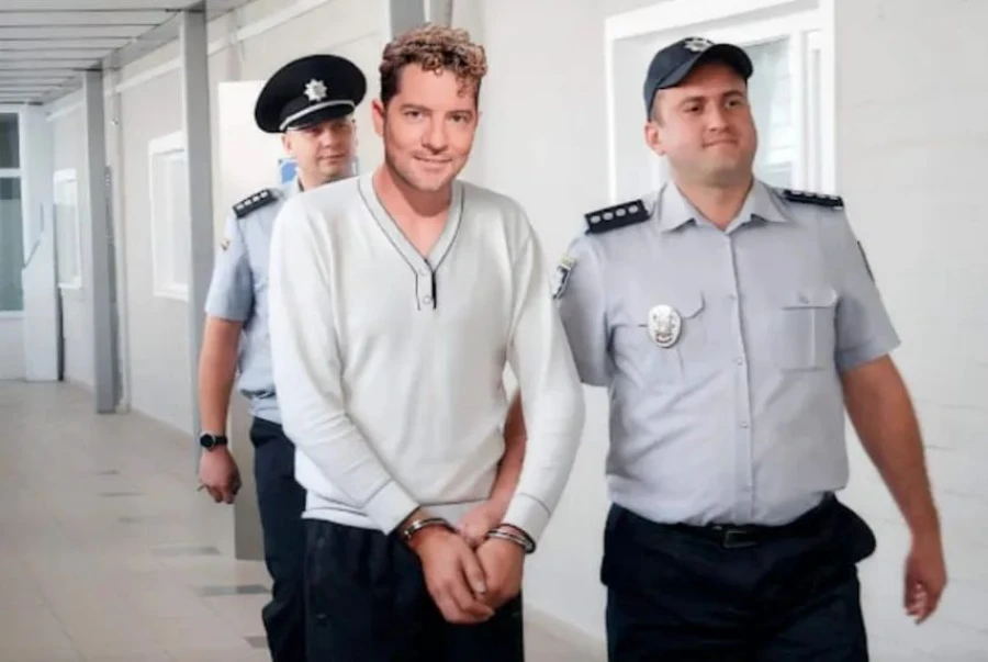 David Bisbal detenido: La última victima de la publicidad y anuncios fraudulentos que circulan sin control por Youtube y redes sociales