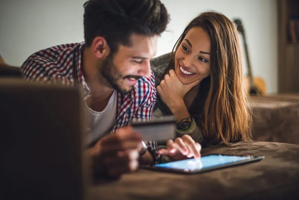 26 millones de españoles ya compran online 2,5 veces al mes con un promedio de gasto de 69 euros