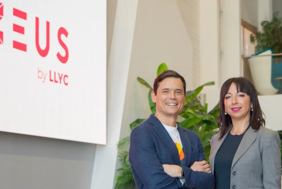 LLYC Expande su Horizonte con la Compra de la Consultora especializada en el análisis y visualización de datos Zeus