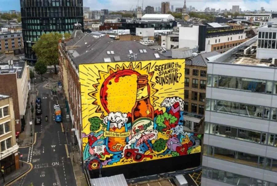 San Miguel “regala” una hora y media de sol a los londinenses