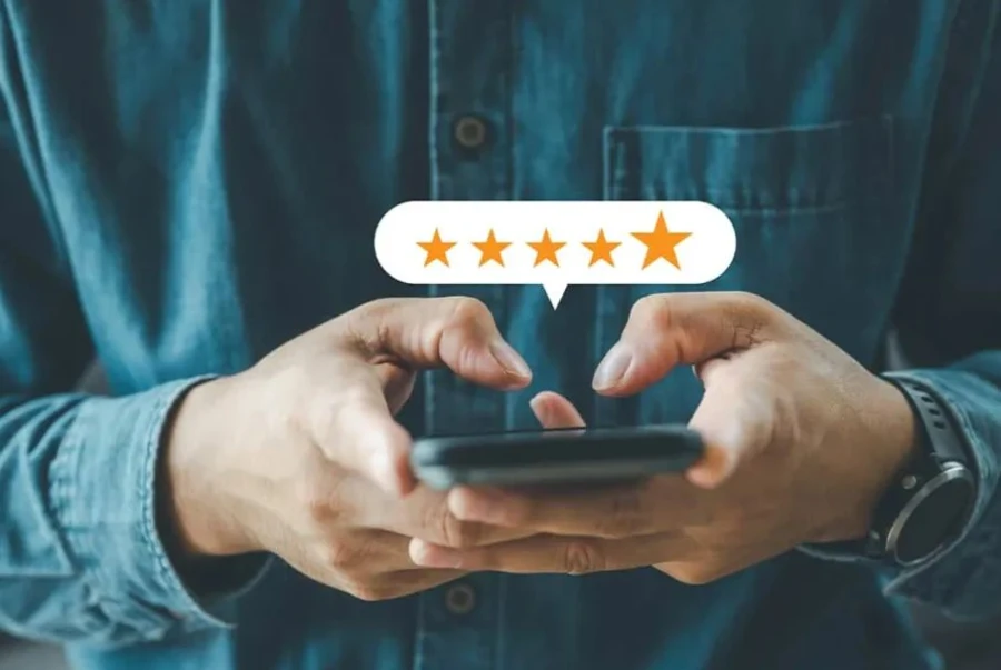 Google ahora combina calificaciones del vendedor y producto en anuncios de Shopping para aumentar la confianza del cliente