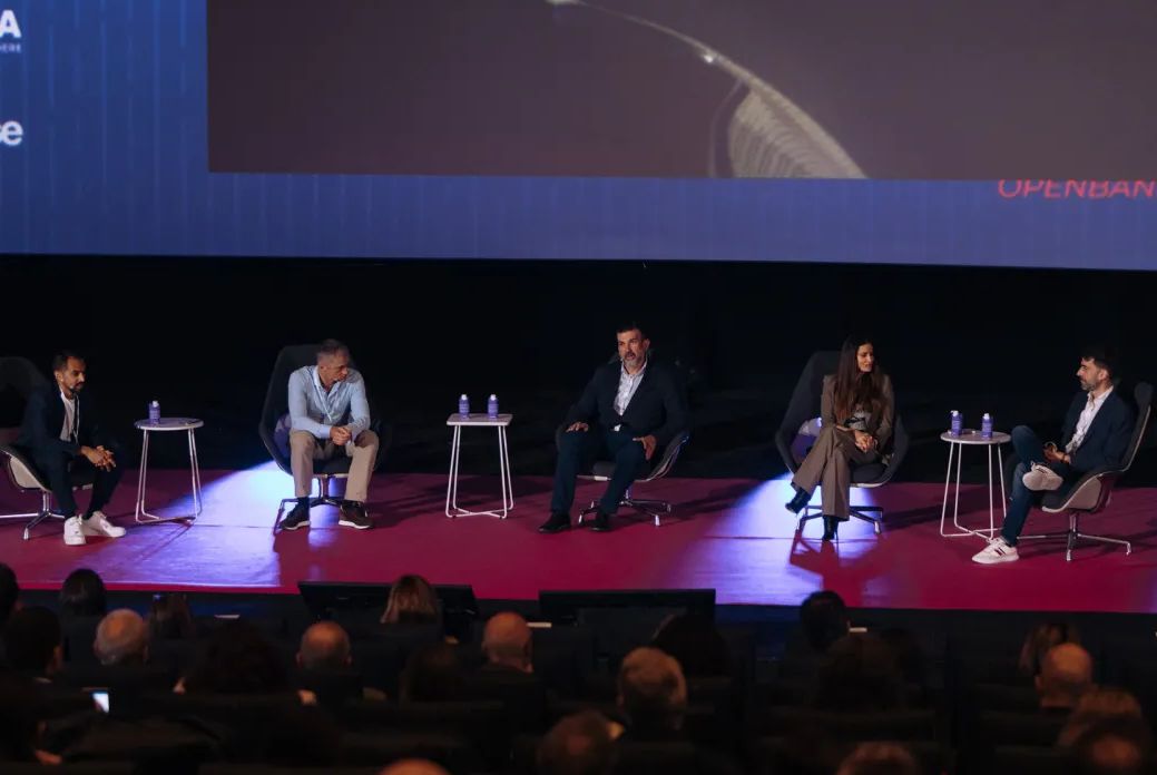 Inteligencia artificial y humanismo: la nueva ruta del marketing y las ventas