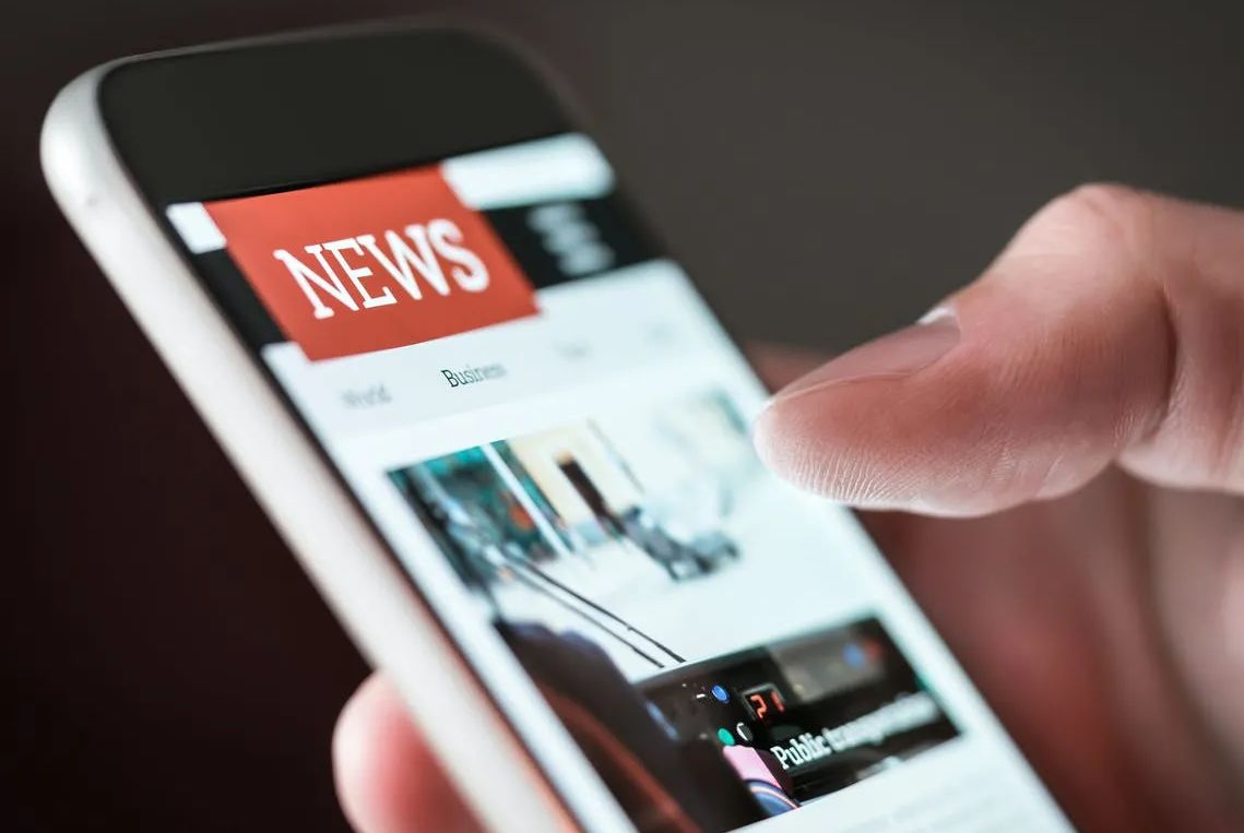 Outbrain, Taboola y las redes publicitarias que lapidan la reputación de la publicidad nativa y la experiencia de usuario de los medios digitales